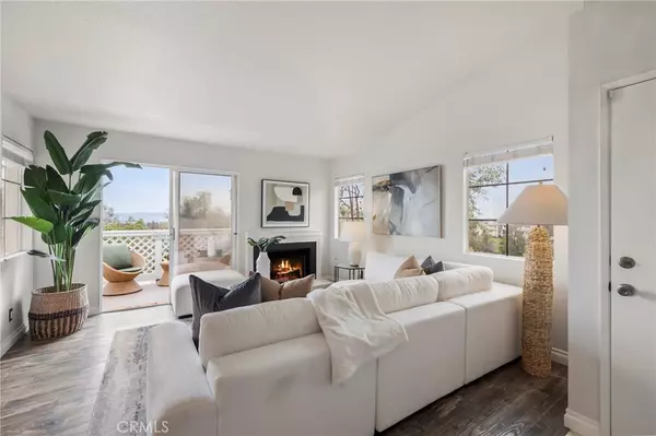 Lake Forest, CA 92630,21011 Marin #103