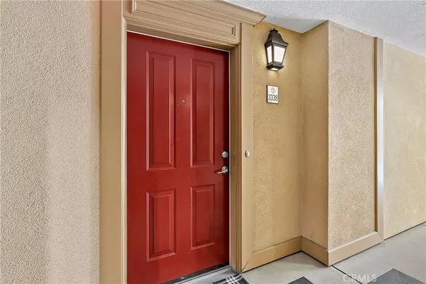 Irvine, CA 92612,3338 Watermarke PL