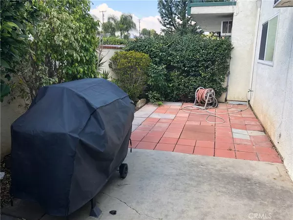 Yorba Linda, CA 92886,18641 Oriente Dr