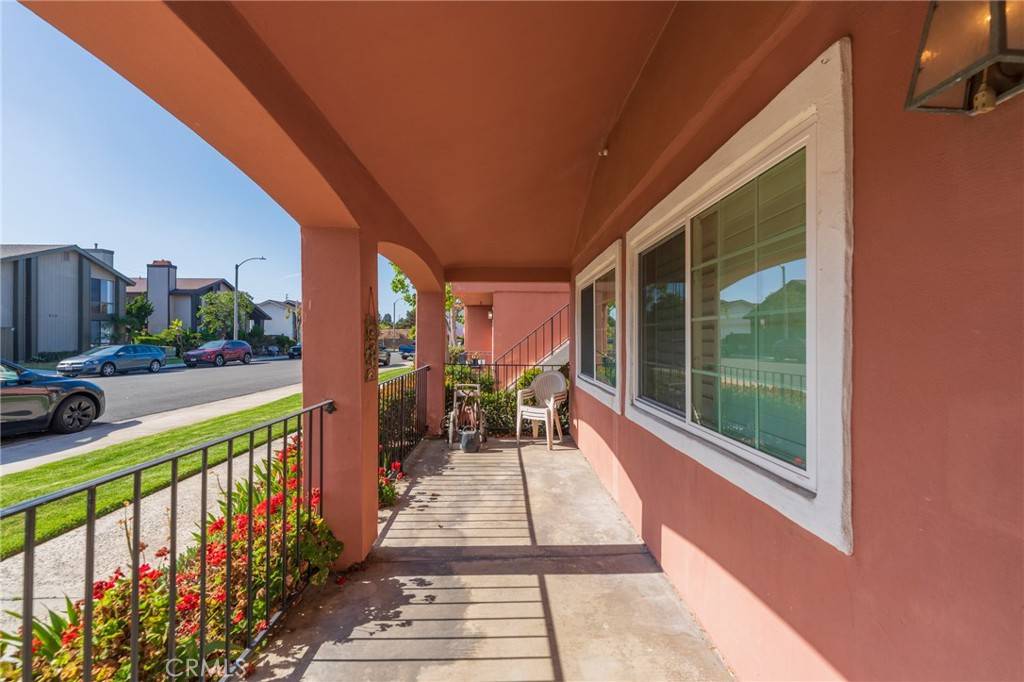 Huntington Beach, CA 92648,409 Utica AVE #1A