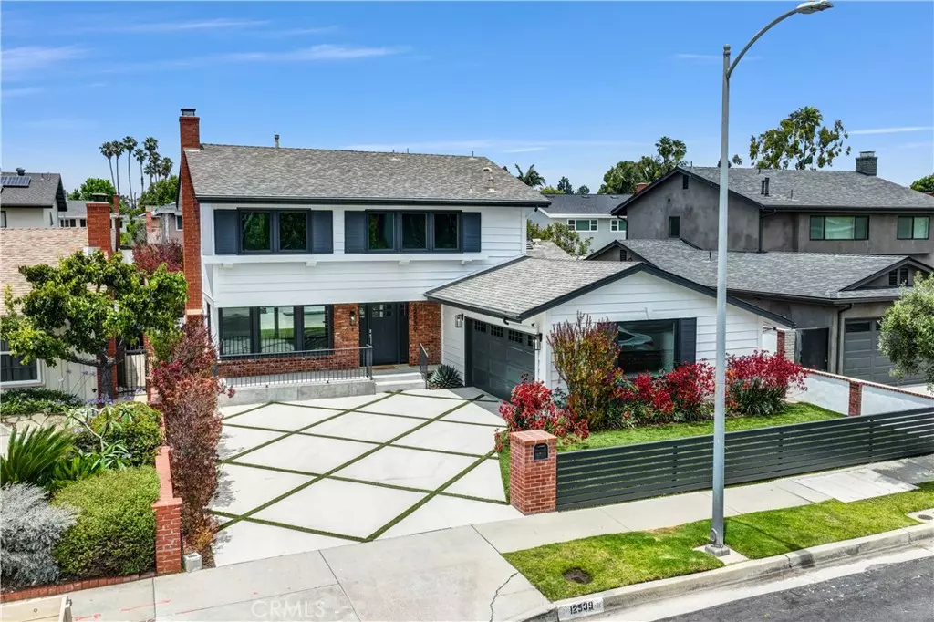Los Angeles, CA 90066,12539 Presnell ST