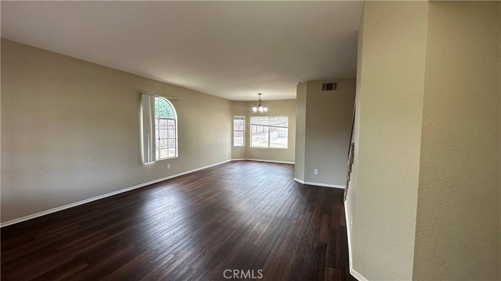 Rialto, CA 92376,1636 W Jackson ST