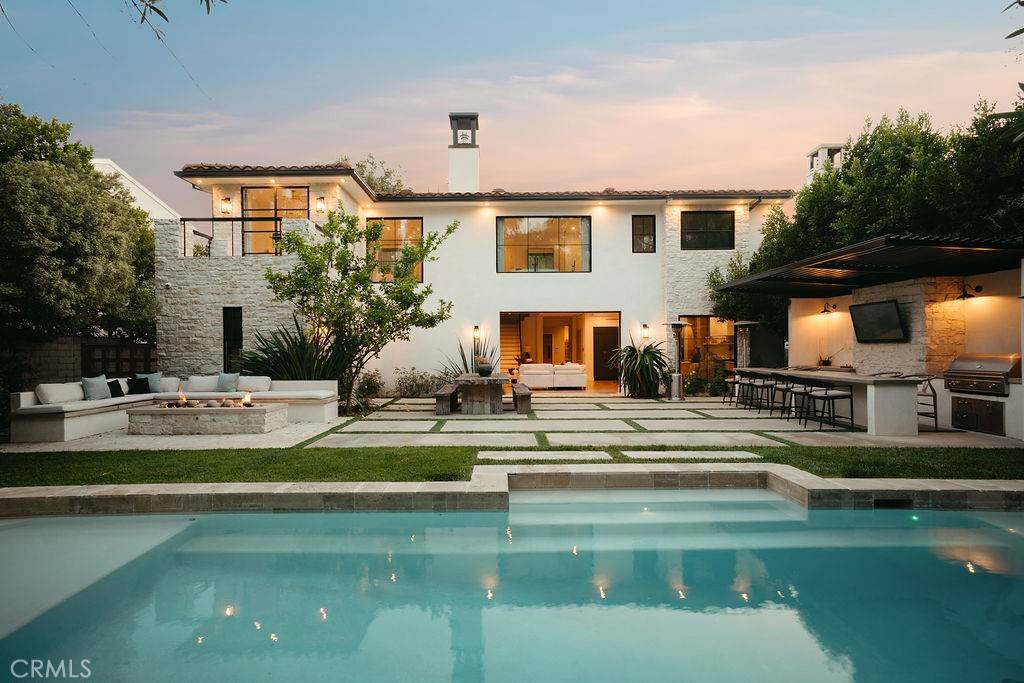 Newport Beach, CA 92660,10 Seabluff