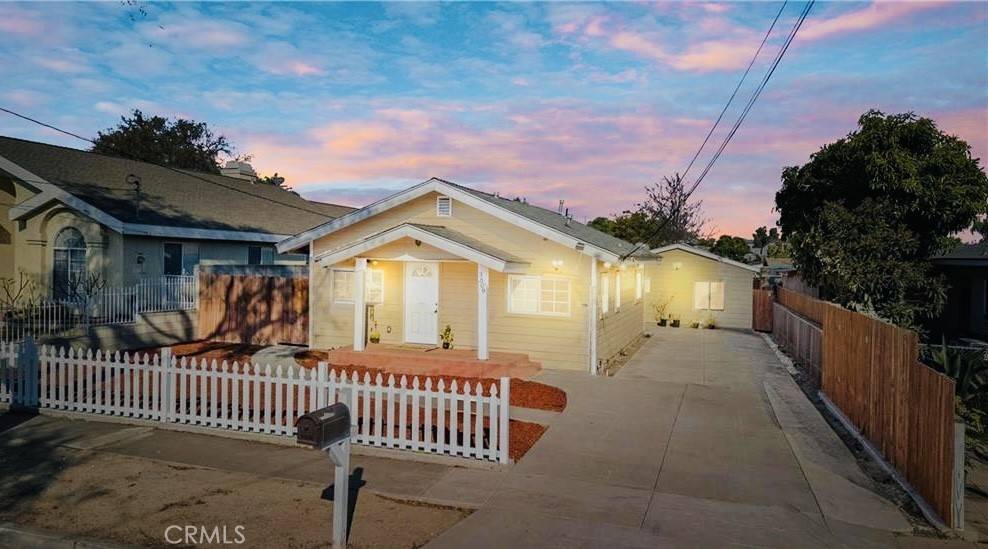 Fullerton, CA 92833,3809 Carol DR #B