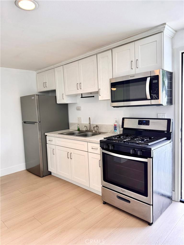 Fullerton, CA 92833,3809 Carol DR #B