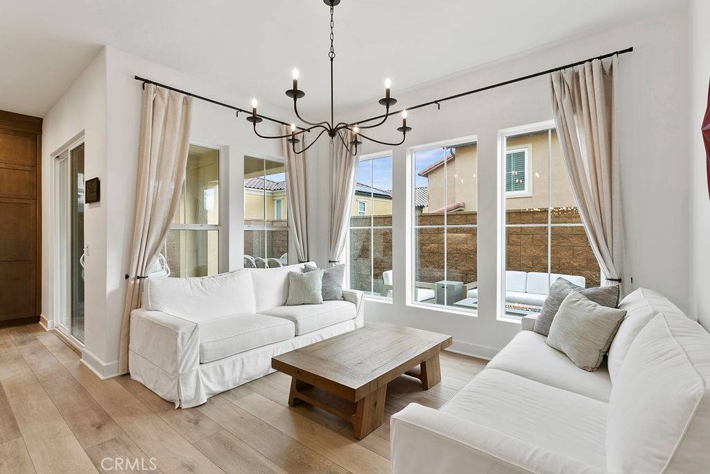 Porter Ranch, CA 91326,20702 W Chestnut CIR
