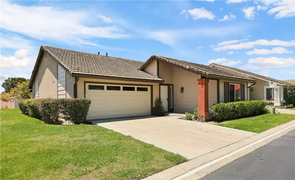 Mission Viejo, CA 92692,28401 Alava