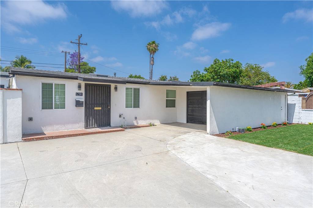 Garden Grove, CA 92840,12391 Lampson AVE