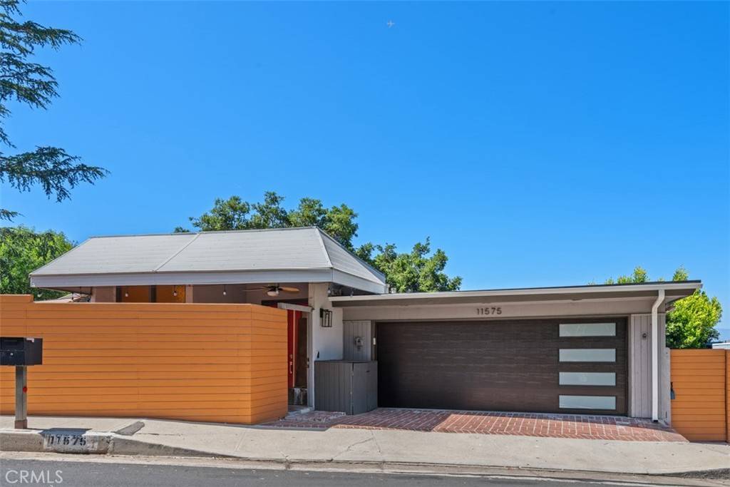 11575 Sunshine TER, Studio City, CA 91604