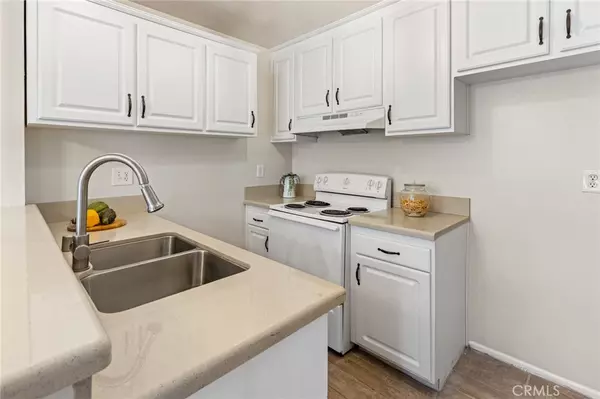 Long Beach, CA 90805,5500 Ackerfield AVE #208