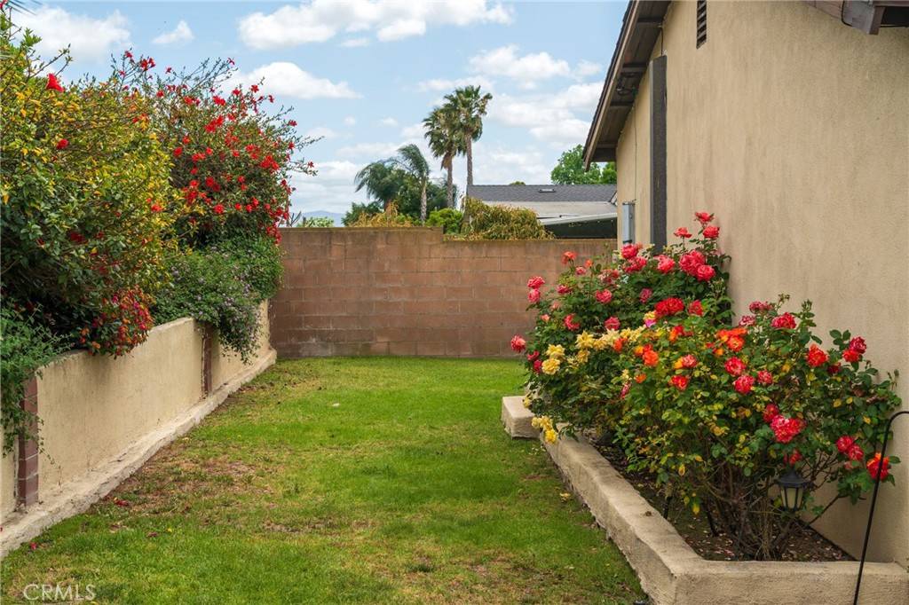 Ontario, CA 91762,2219 S Elderberry AVE