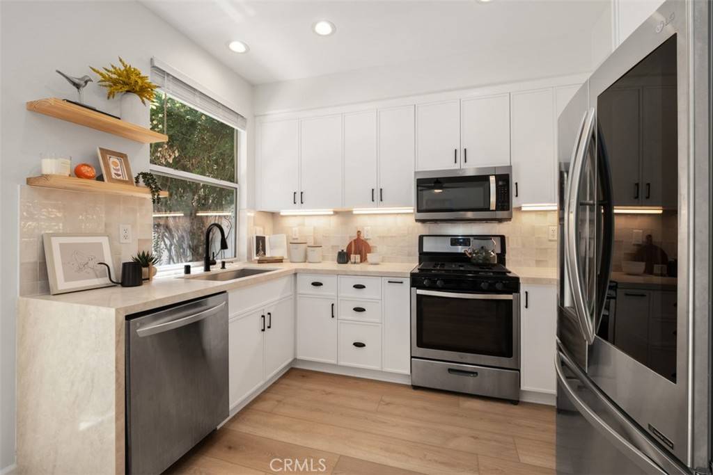Aliso Viejo, CA 92656,59 Cape Victoria