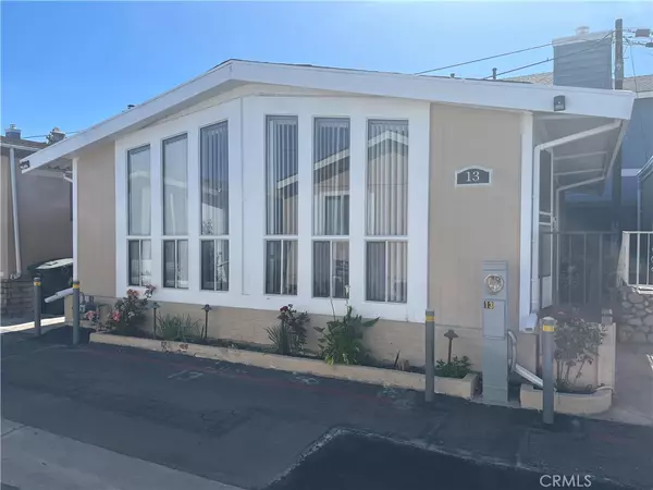 327 W Wilson ST #13, Costa Mesa, CA 92627