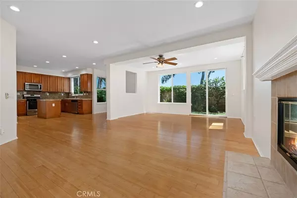 Orange, CA 92869,8542 E Heatherview LN
