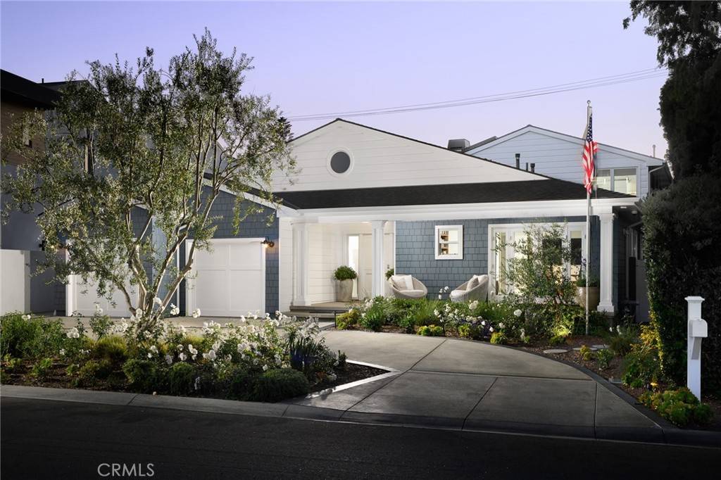 519 Signal RD,  Newport Beach,  CA 92663
