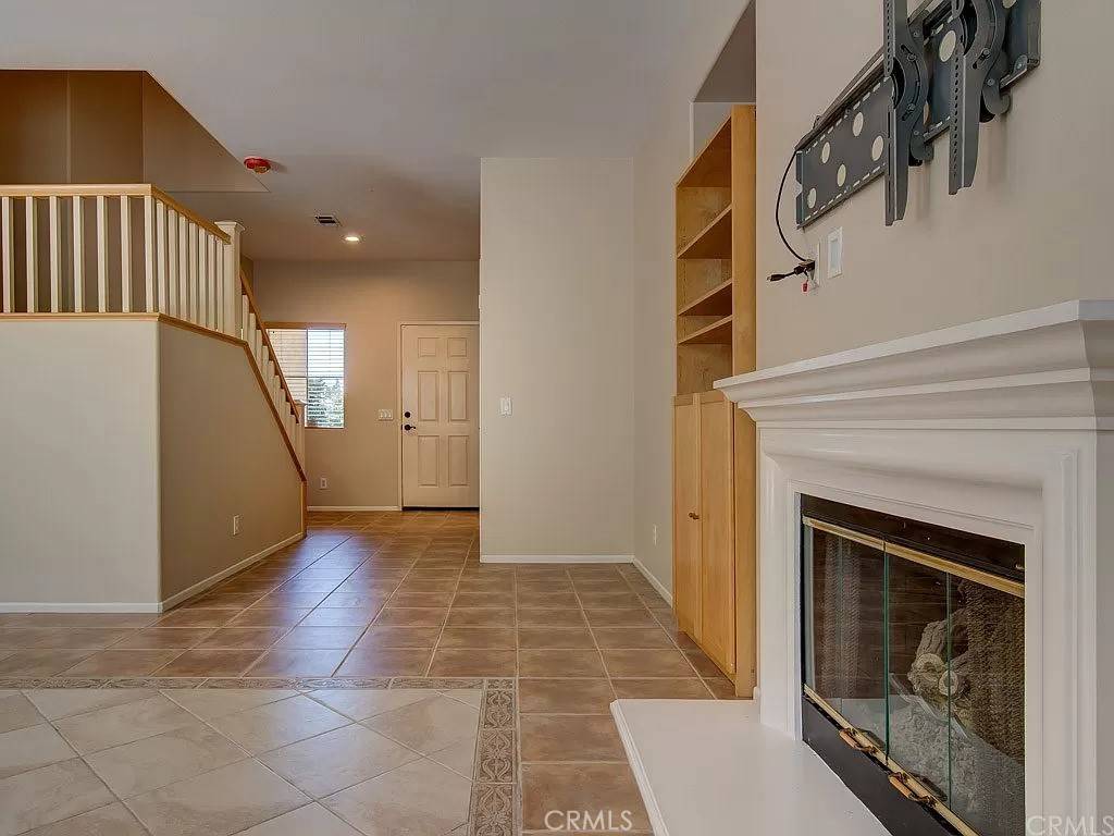 Irvine, CA 92602,28 Brookhollow
