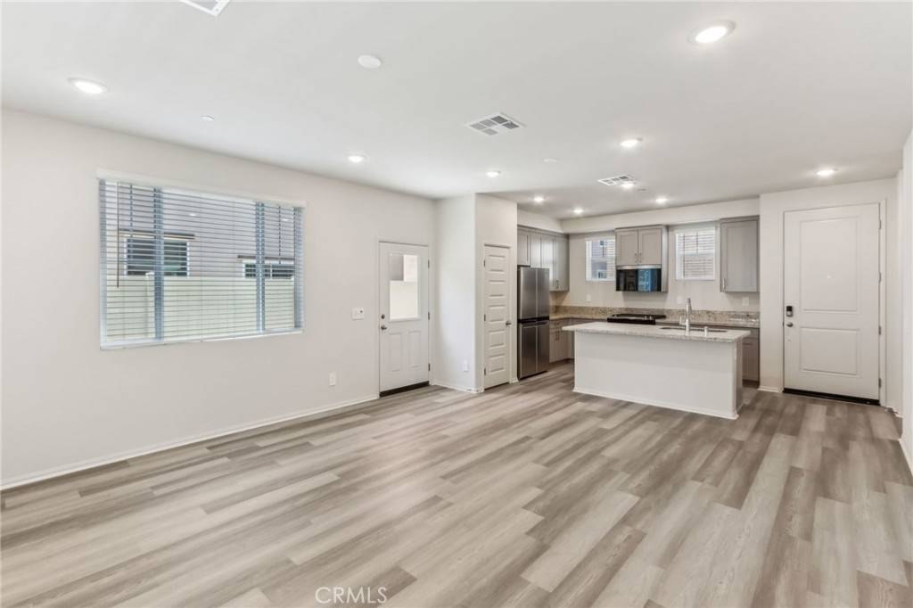 Temecula, CA 92591,40367 Via jumara
