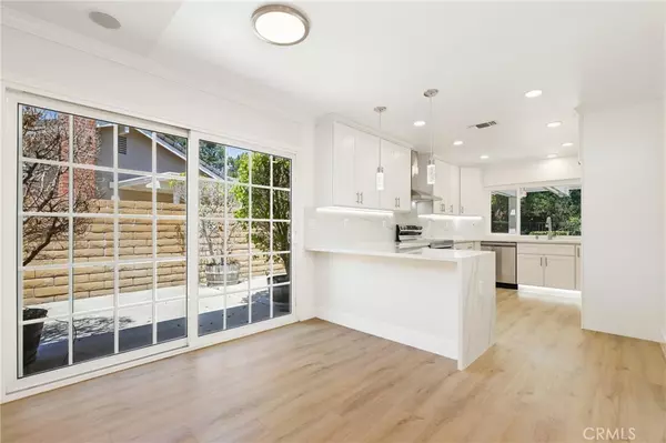 Anaheim Hills, CA 92807,412 S Oakgrove CIR