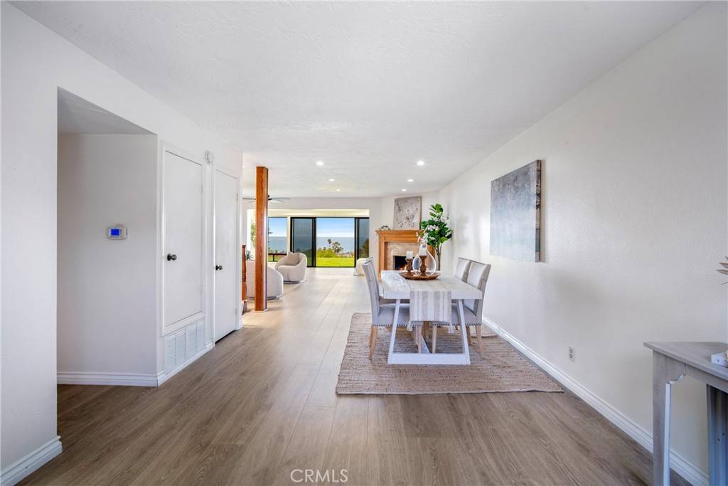 San Clemente, CA 92672,319 Calle Cuervo