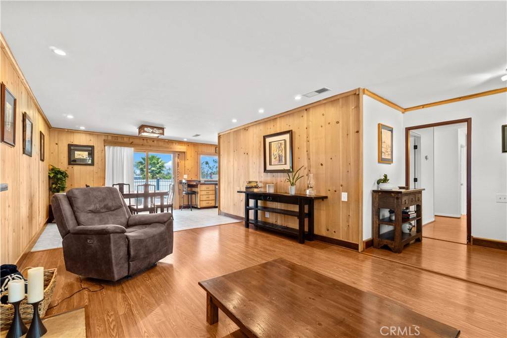 Laguna Hills, CA 92653,22582 Catania