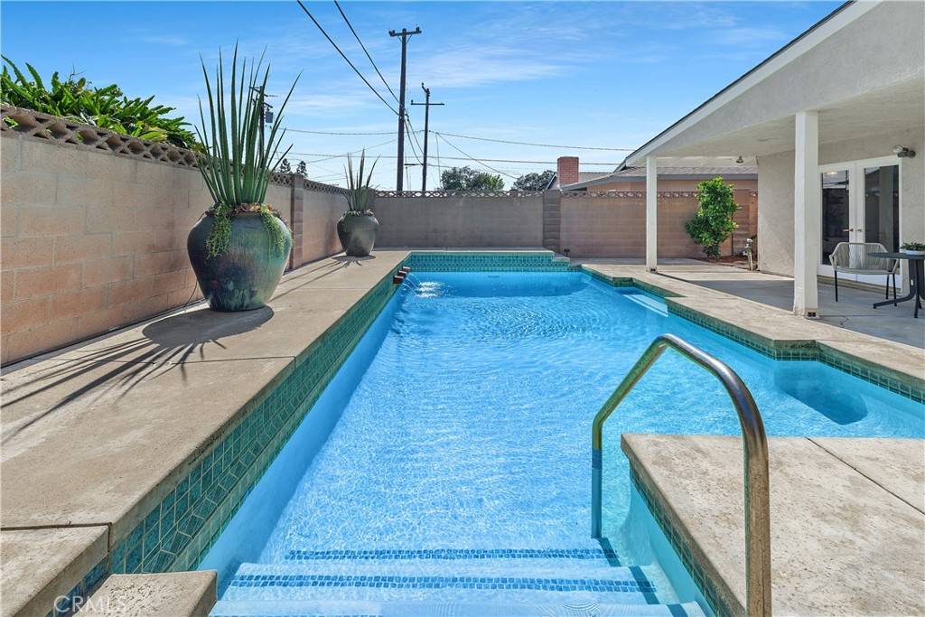 Anaheim, CA 92806,2418 E Standish AVE