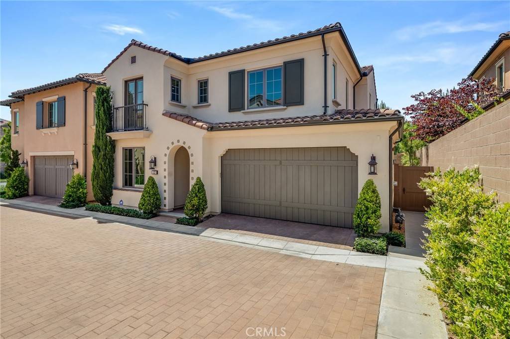 Irvine, CA 92602,127 Toretta