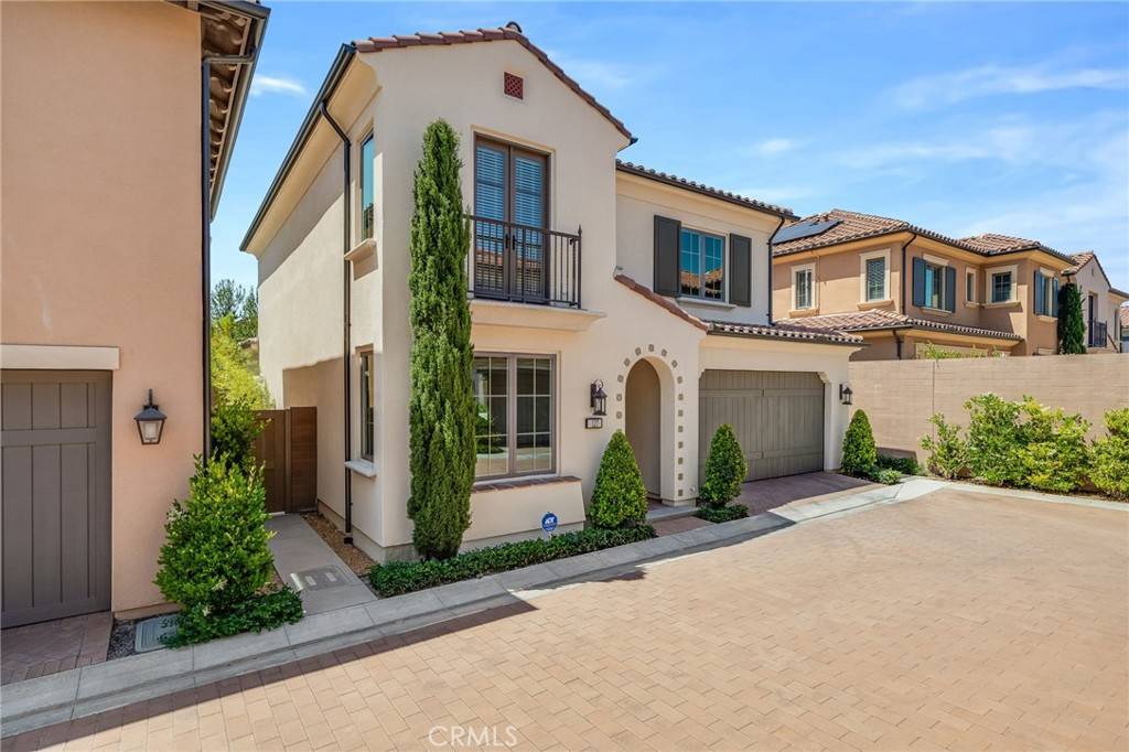 Irvine, CA 92602,127 Toretta