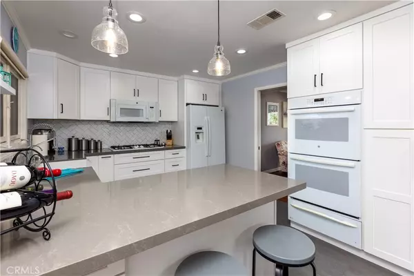 Costa Mesa, CA 92626,2952 Pemba DR