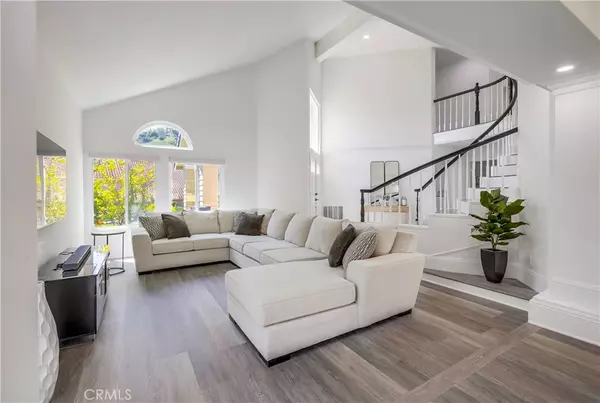 Lake Forest, CA 92679,19416 Shadow Oak DR