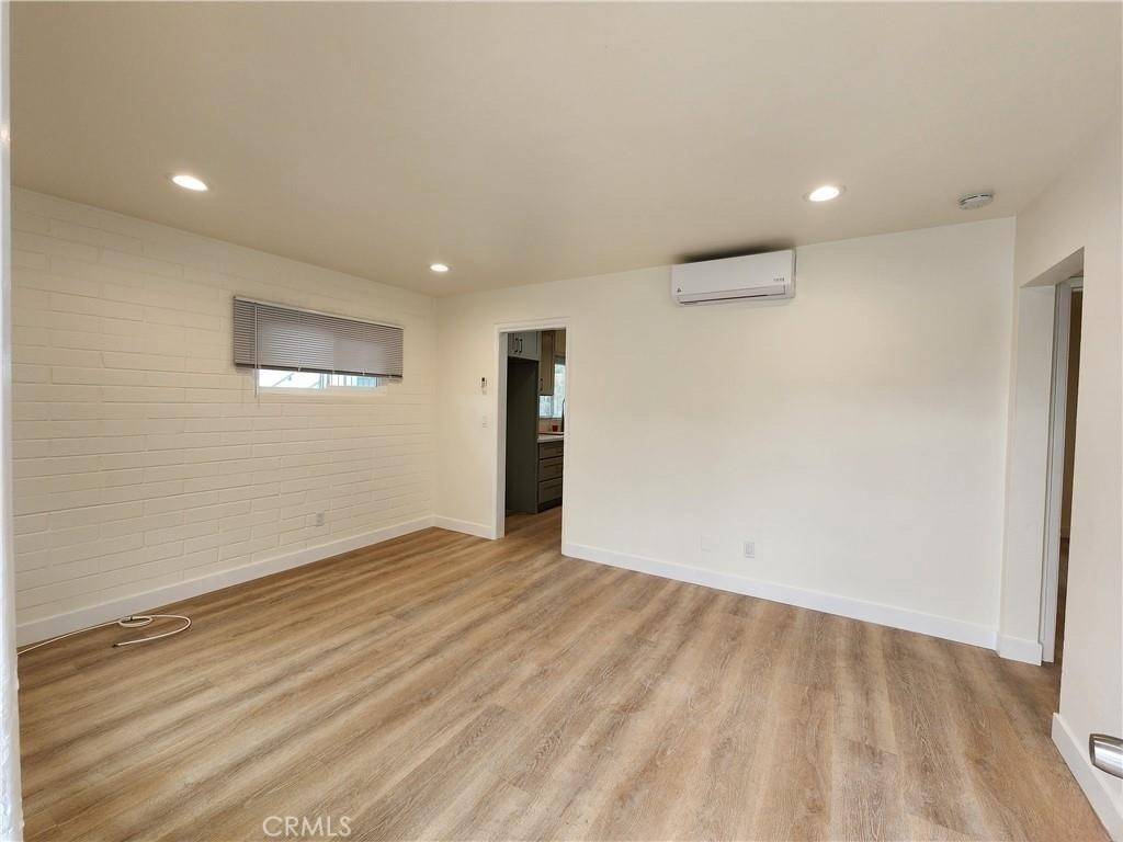 Garden Grove, CA 92841,8620 Lampson AVE #4