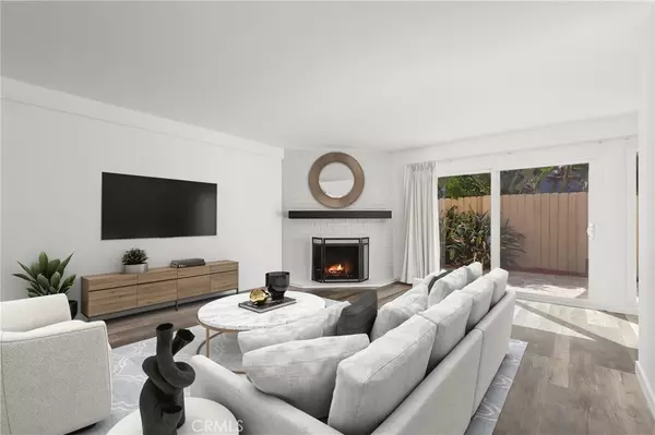 1741 Tustin AVE #2A, Costa Mesa, CA 92627