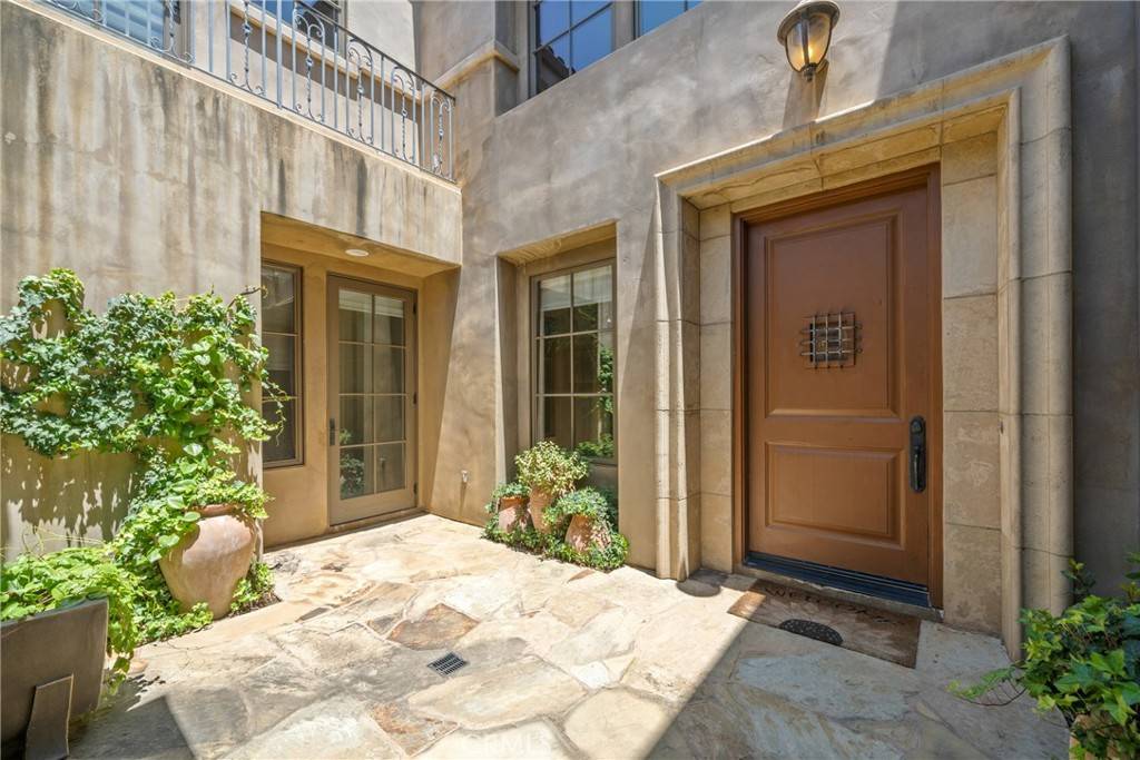 Corona, CA 92881,1377 Versante CIR