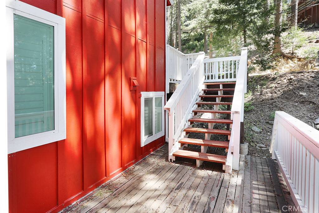 Lake Arrowhead, CA 92352,531 W Victoria CT