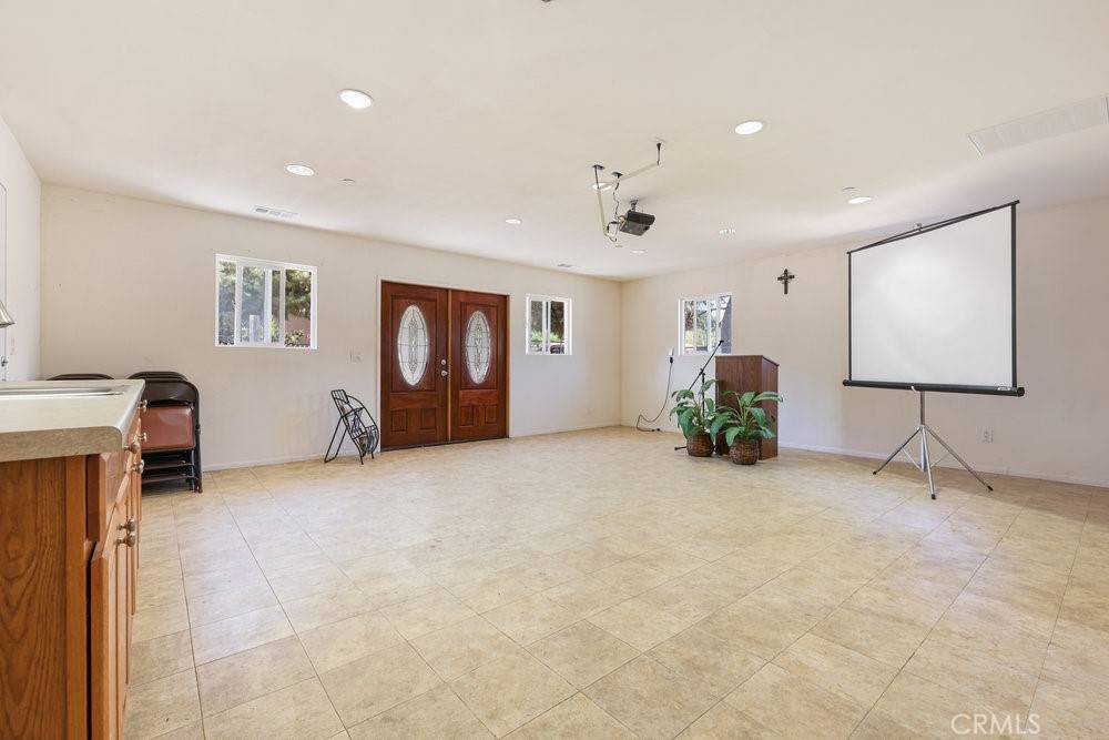Escondido, CA 92025,1985 Felicita RD