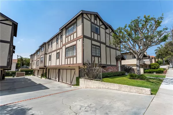 Redondo Beach, CA 90278,1814 Grant AVE #7