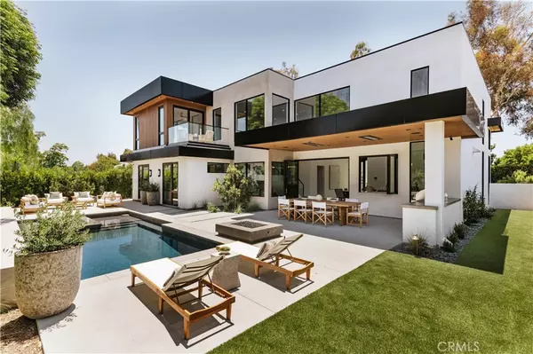 Newport Beach, CA 92660,2321 Mesa DR