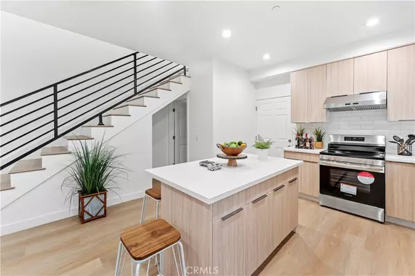 436 E Truslow AVE, Fullerton, CA 92832