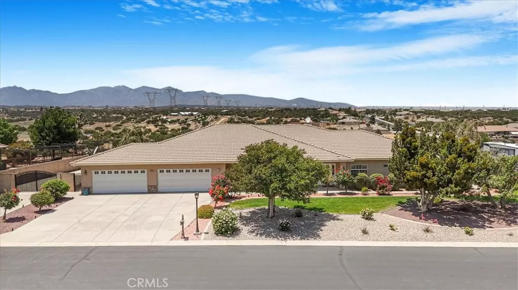 6940 Oak Vista LN, Oak Hills, CA 92344