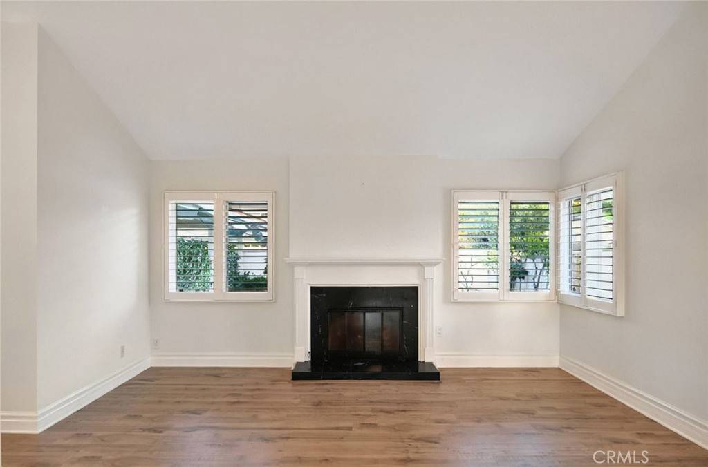 Corona Del Mar, CA 92625,1529 Keel DR