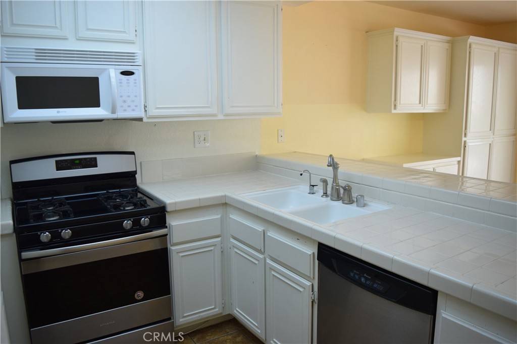 Laguna Beach, CA 92651,18 La Costa CT