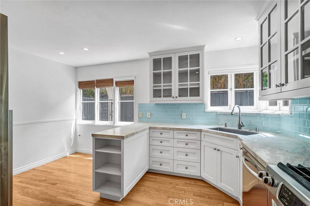 Laguna Beach, CA 92651,275 Diamond ST