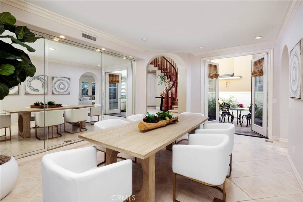 Huntington Beach, CA 92648,6471 Frampton CIR