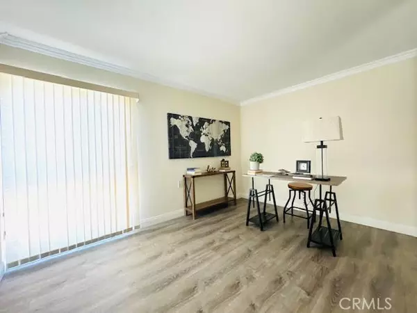 Laguna Woods, CA 92637,2179 Via Puerta #Q