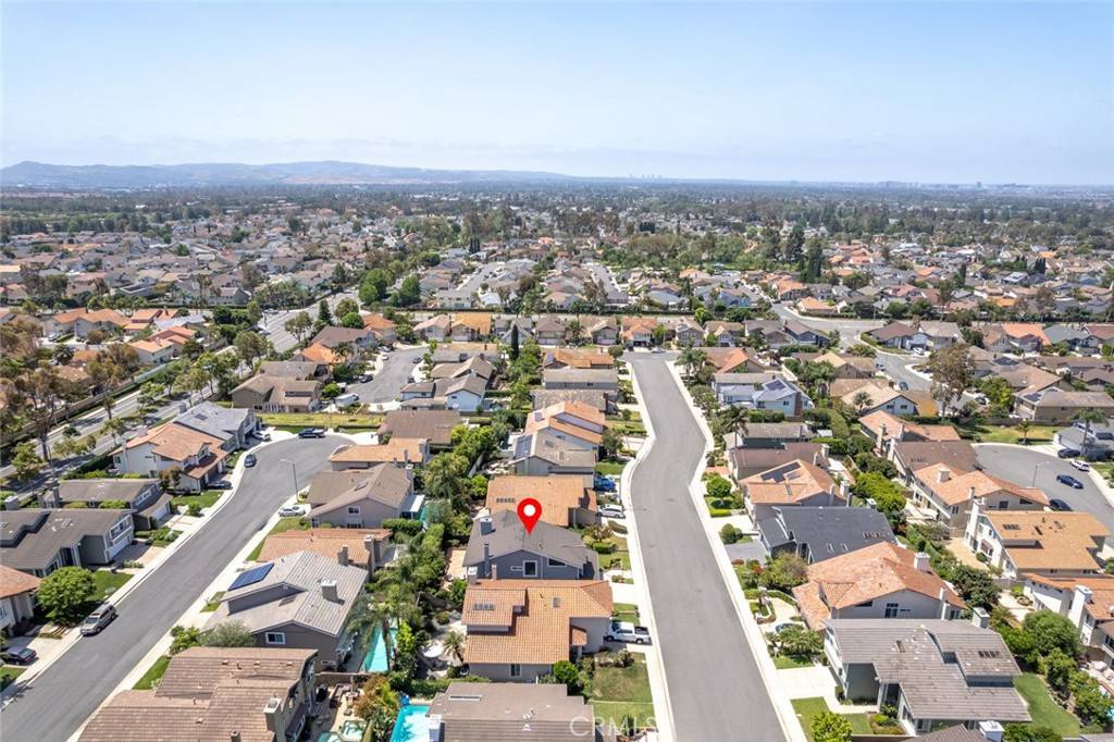 Irvine, CA 92620,16 Harrisburg