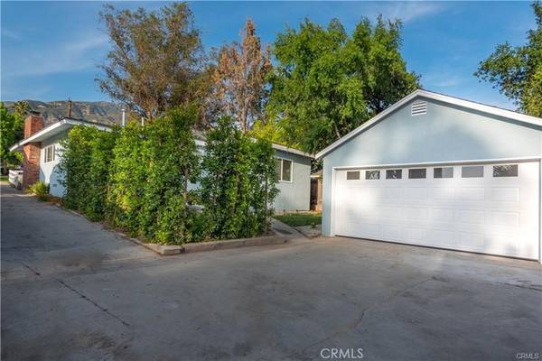 Altadena, CA 91001,94 Marathon RD