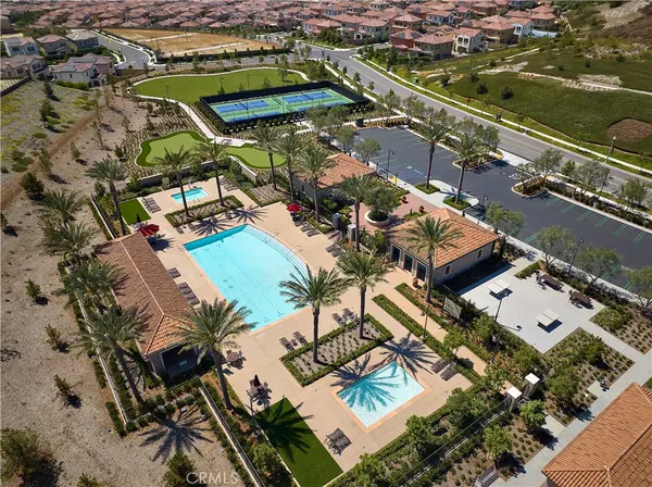 Irvine, CA 92618,114 Oakstone