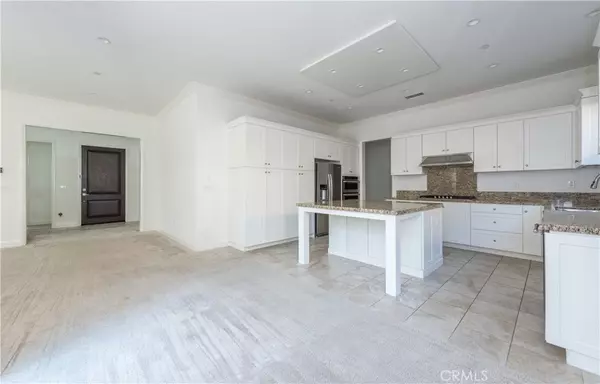 Irvine, CA 92620,68 Meander