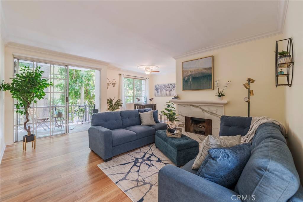 1375 Kelton AVE #104, Los Angeles, CA 90024
