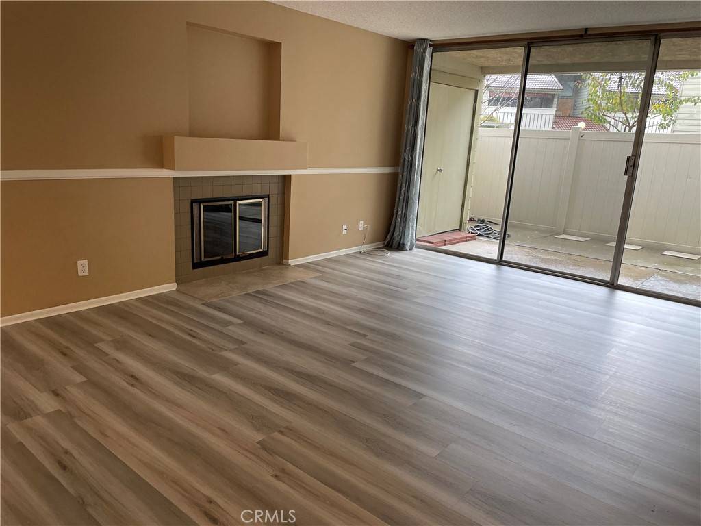 Pomona, CA 91766,57 Town And Country RD