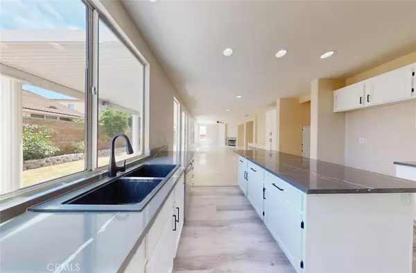 Eastvale, CA 92880,13531 Shallow Brook CT